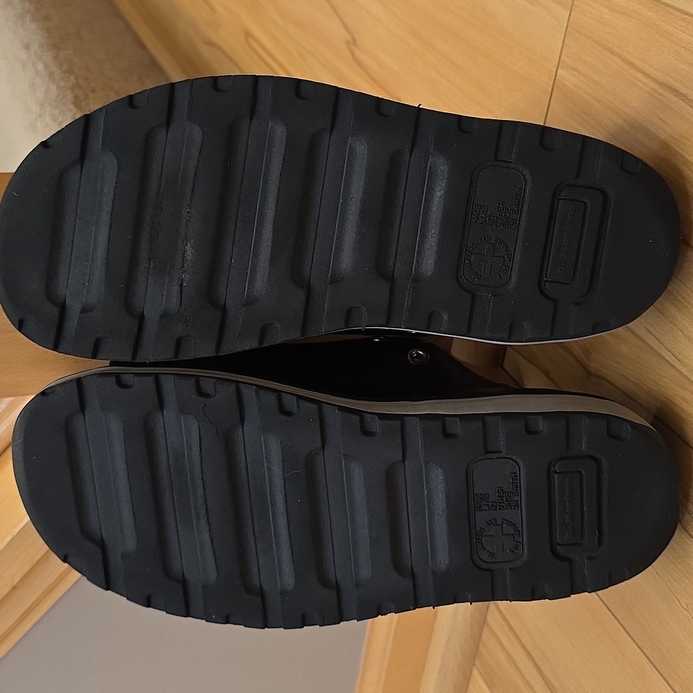 Dr. Martens Vintage Rare 9498 Black Slide Sandal w/ Grommets UK 6 Women 8-8.5🦋 - Picture 6 of 12
